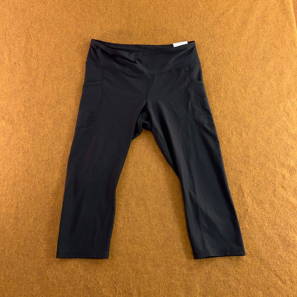 Old Navy Womens XL Black Powersoft High-Rise Go-Dry Cropped Leggings NWT